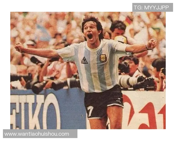 维拉足球俱乐部历史上的传奇球员及其卓越贡献分析